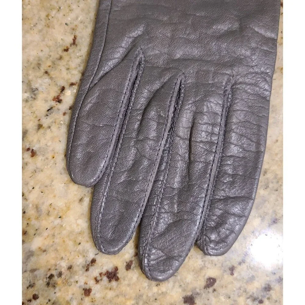 Vintage Size S 6.5 Gray Leather Lined 8